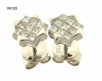 pendientes con brillantes joyas