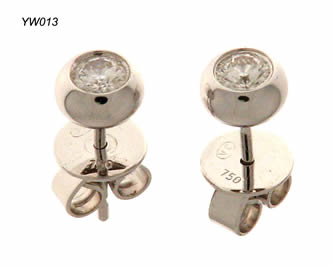 pendientes con brillantes joyas