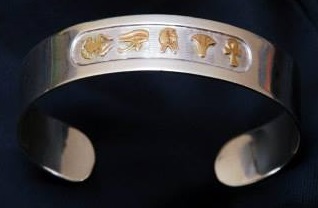 pulseras rigidas egipcias personalizadas