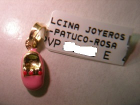 colgante zapatilla