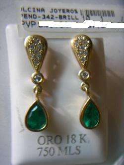 pendientes con brillantes joyas