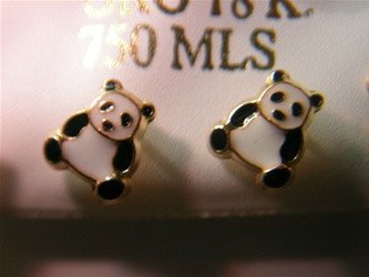 pendientes panda