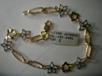 pulseras finas de oro y plata